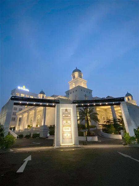 Sutasoma Hotel Jakarta Exterior foto